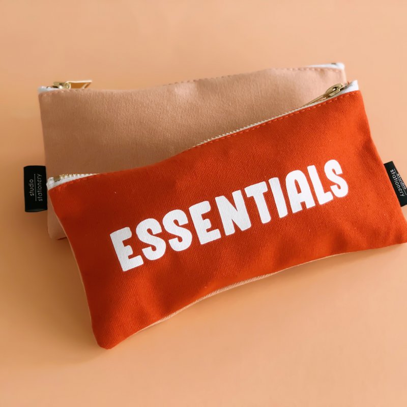 Astuccio -Essentials-